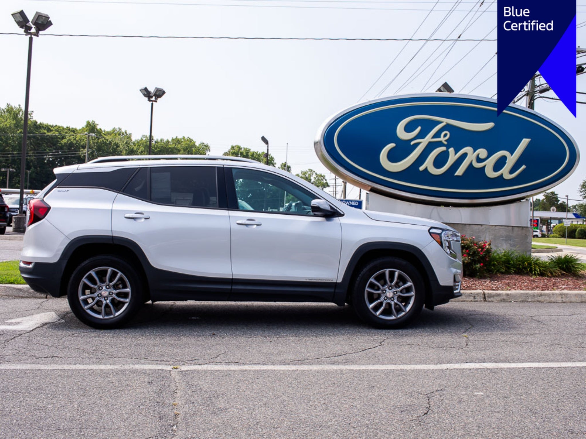 2022 GMC Terrain SLT