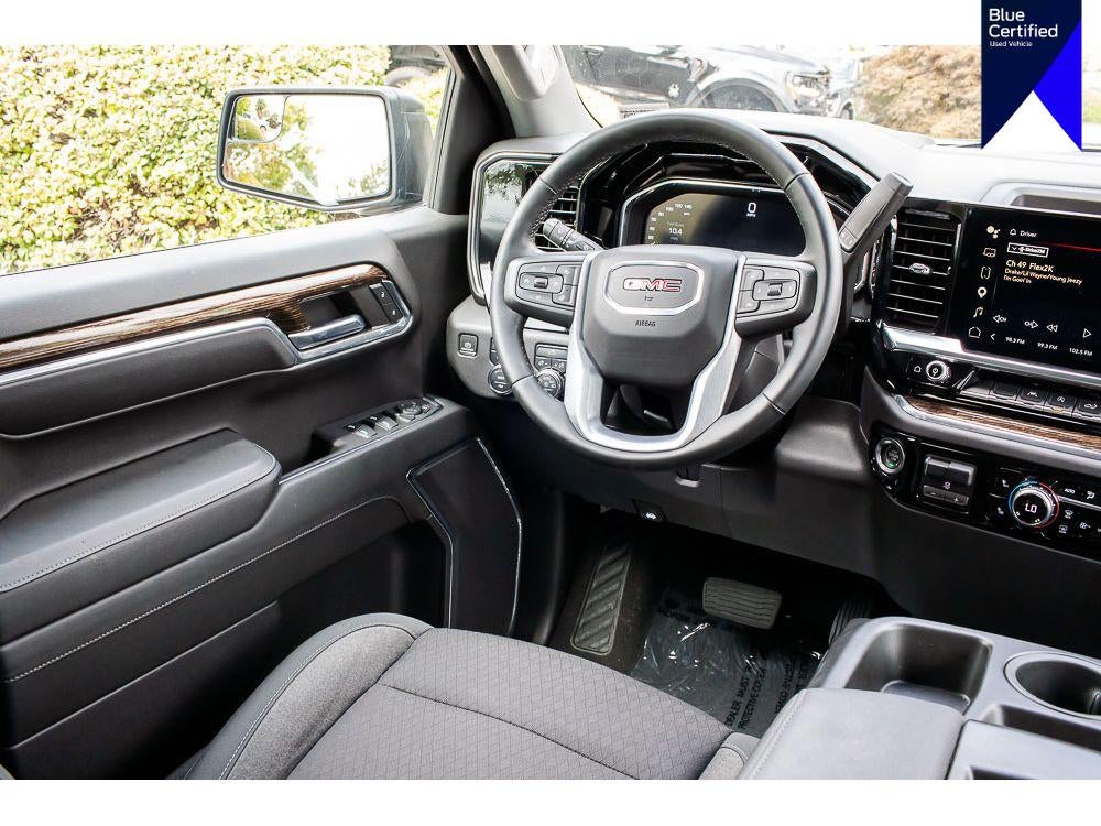 2024 GMC Sierra Elevation