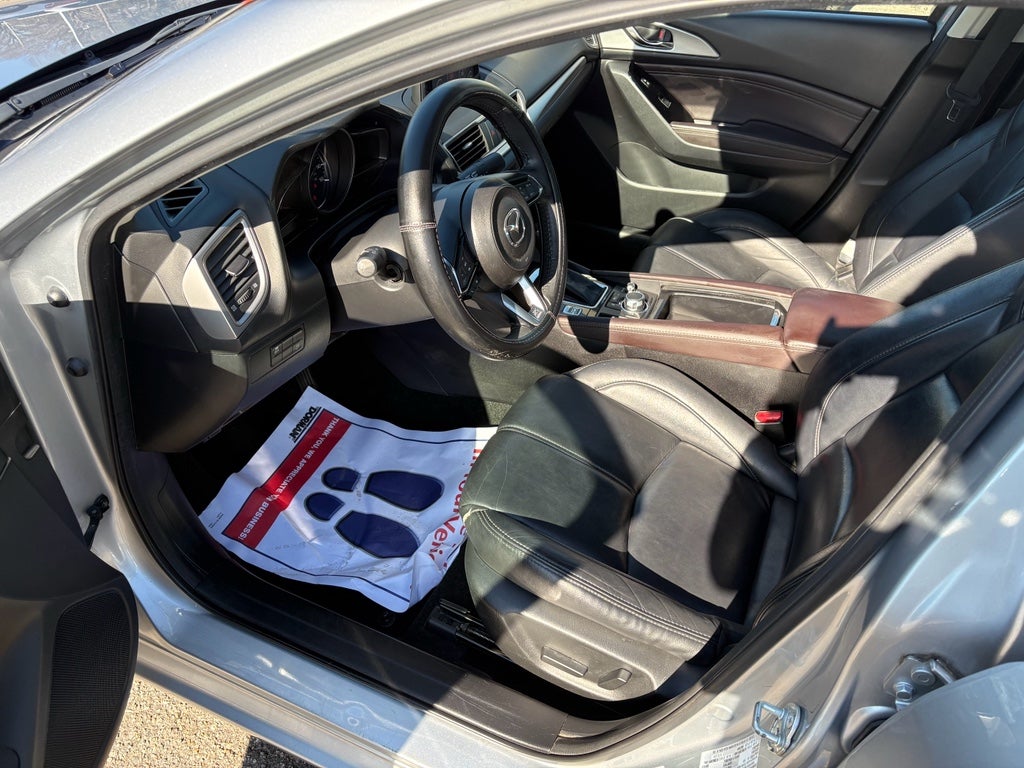 2018 Mazda Mazda3 Touring