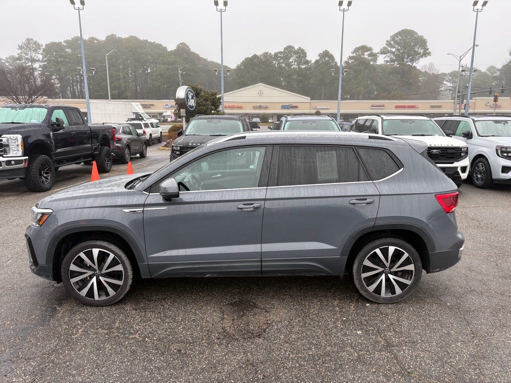 2023 Volkswagen Taos SE