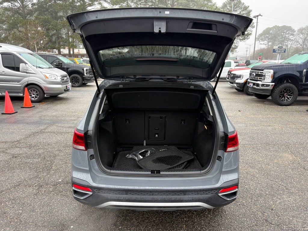 2023 Volkswagen Taos SE