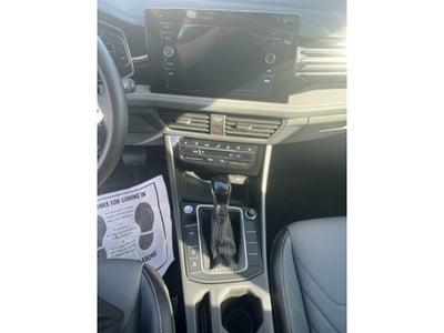 2025 Volkswagen Jetta SEL