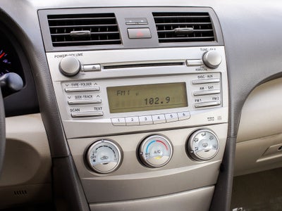 2010 Toyota Camry LE