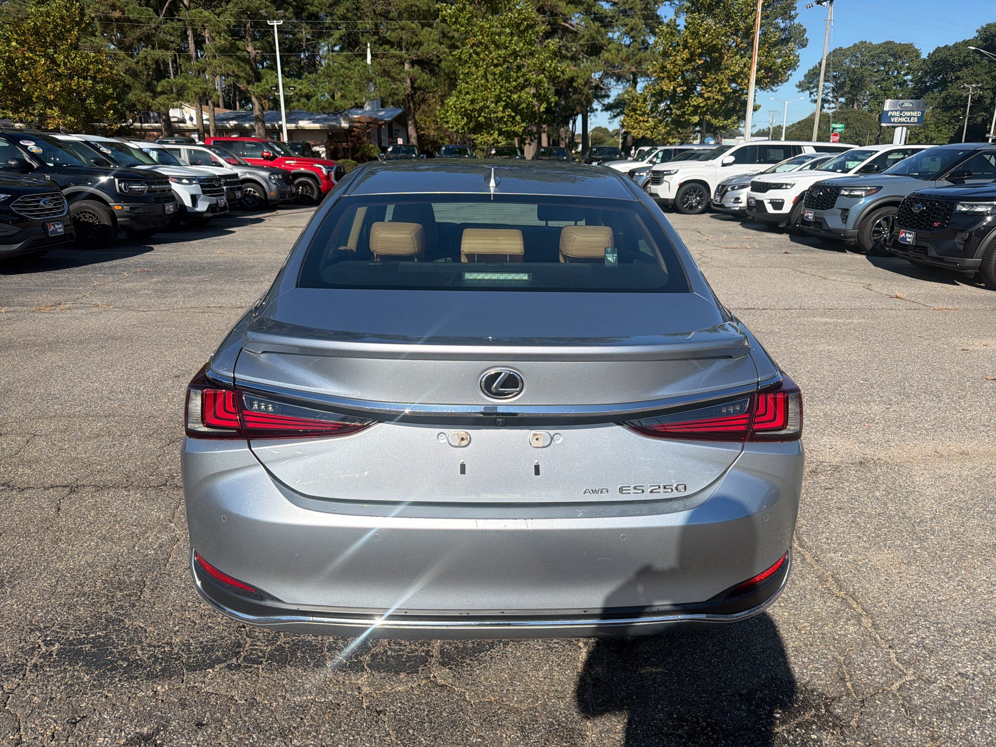 2023 Lexus ES 250 Premium