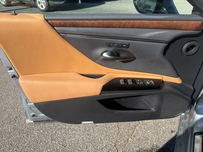 2023 Lexus ES 250 Premium