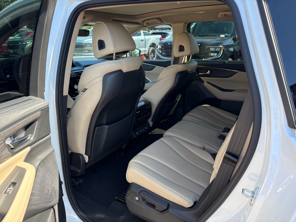 2022 Acura MDX w/Advance Package