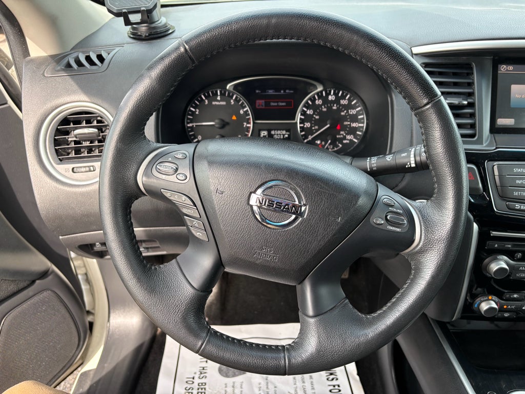 2015 Nissan Pathfinder SV