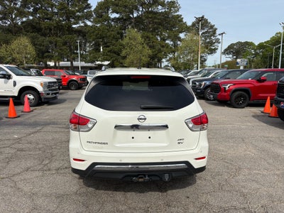 2015 Nissan Pathfinder SV