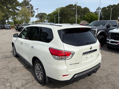 2015 Nissan Pathfinder SV