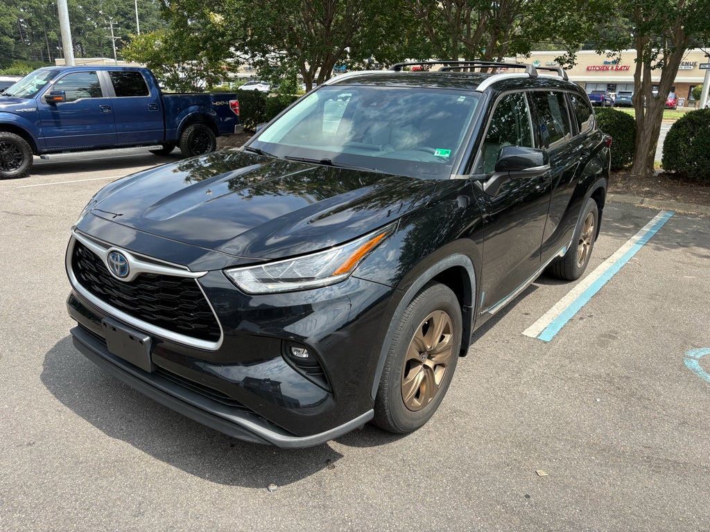 2022 Toyota Highlander Hybrid Hybrid Bronze Edition