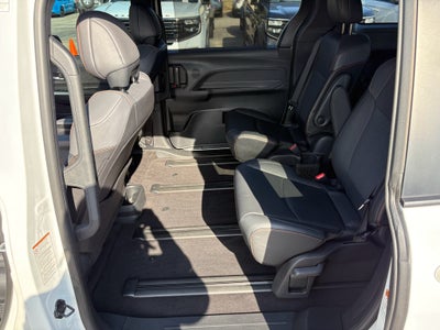 2022 Toyota Sienna XSE