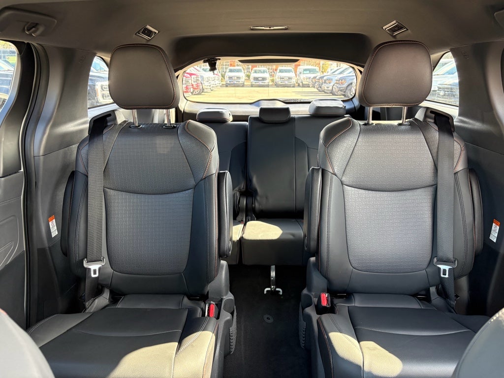 2022 Toyota Sienna XSE