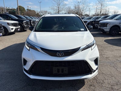 2022 Toyota Sienna XSE