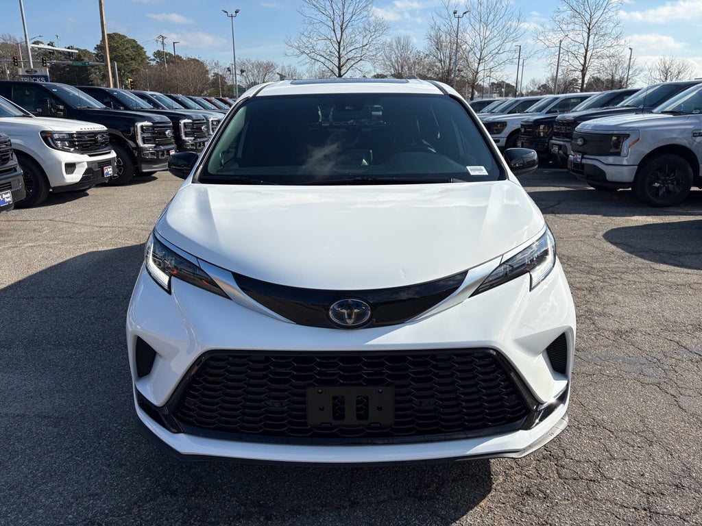 2022 Toyota Sienna XSE