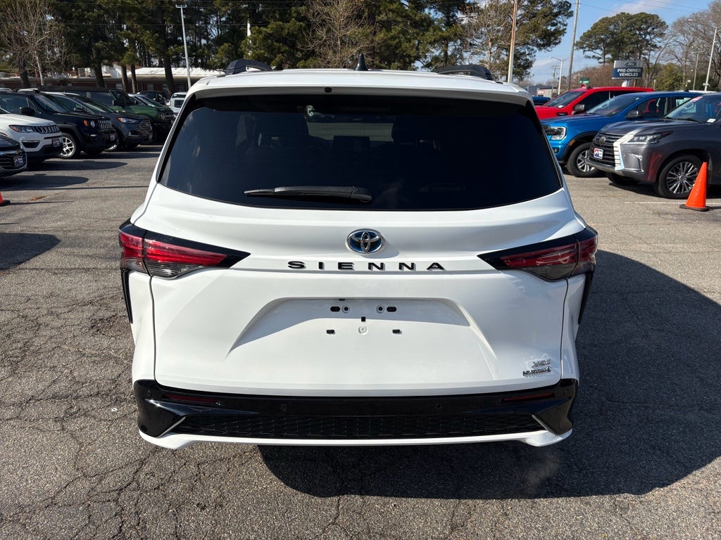 2022 Toyota Sienna XSE
