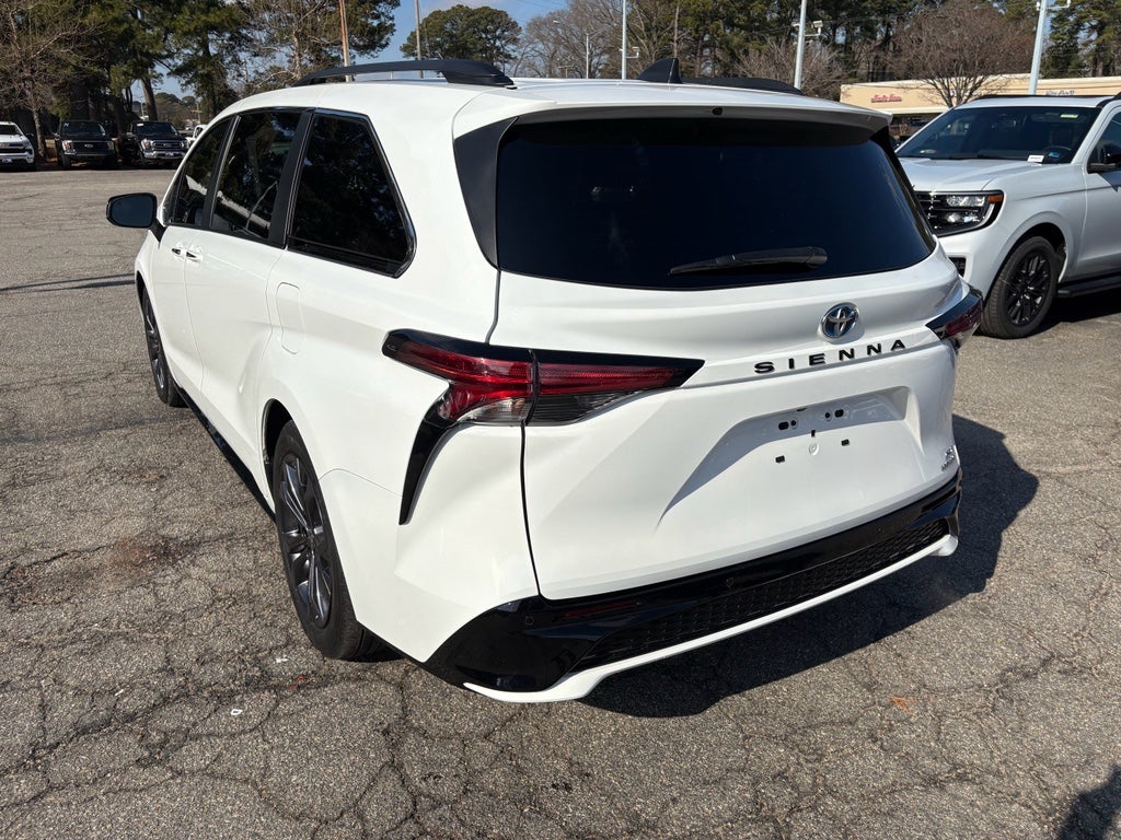 2022 Toyota Sienna XSE