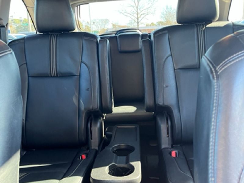 2017 Toyota Highlander SE