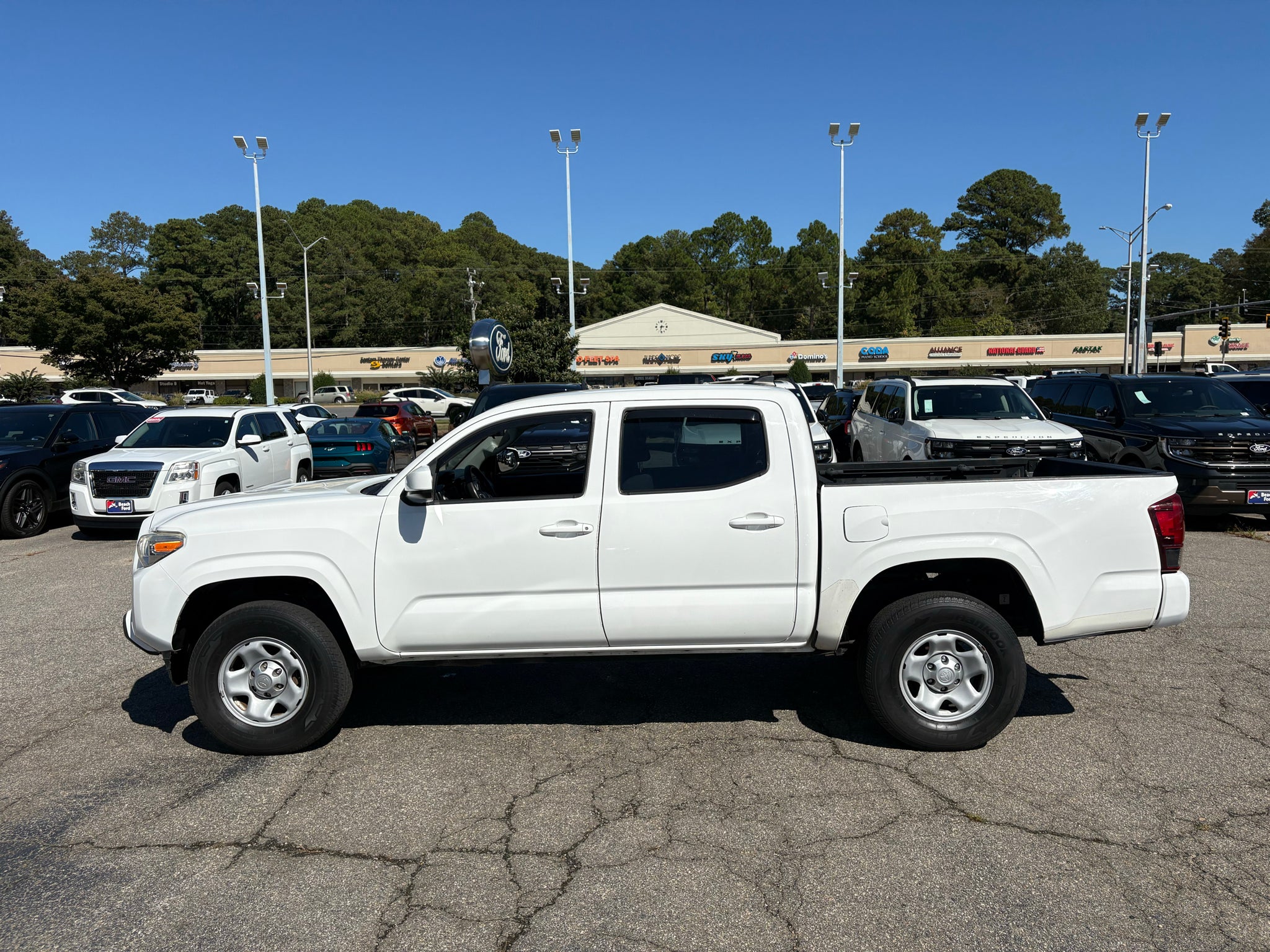 2018 Toyota Tacoma SR