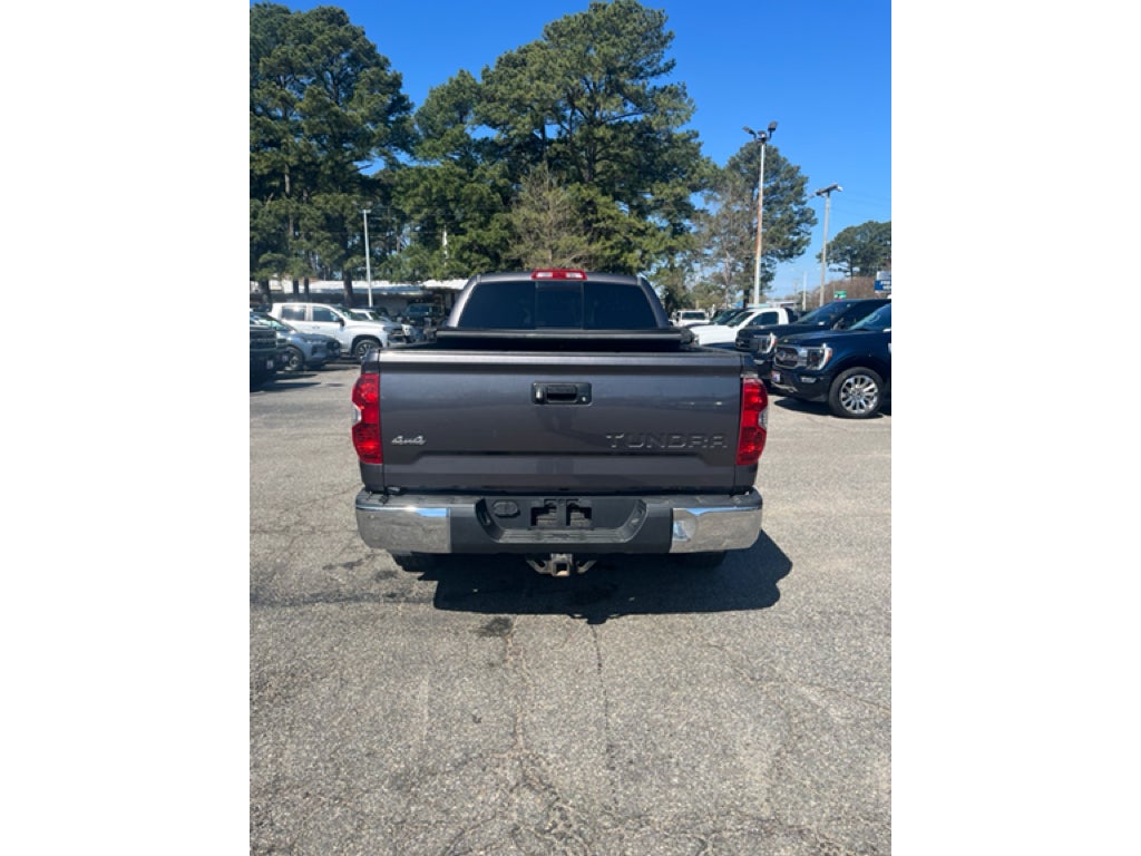 2015 Toyota Tundra SR5