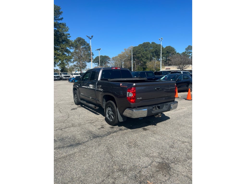 2015 Toyota Tundra SR5