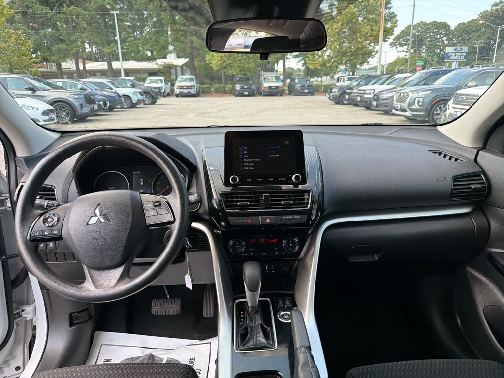 2023 Mitsubishi Eclipse Cross LE