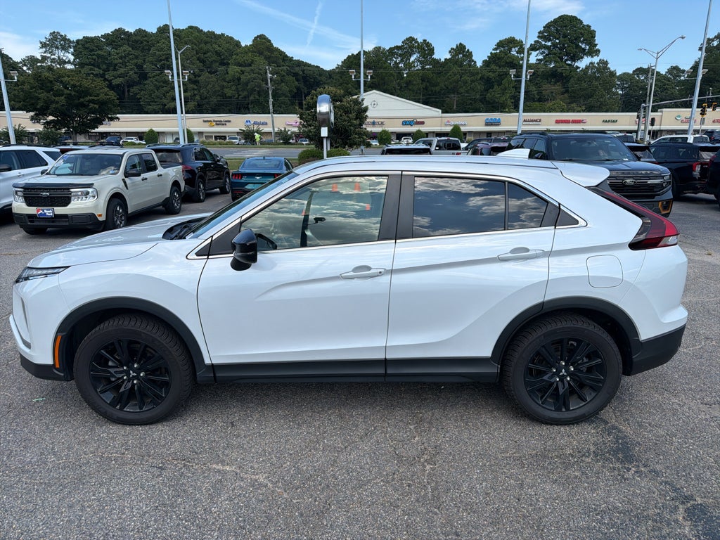 2023 Mitsubishi Eclipse Cross LE