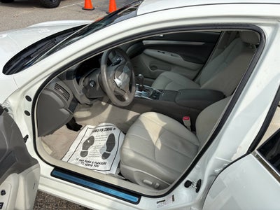 2015 INFINITI Q40 Base