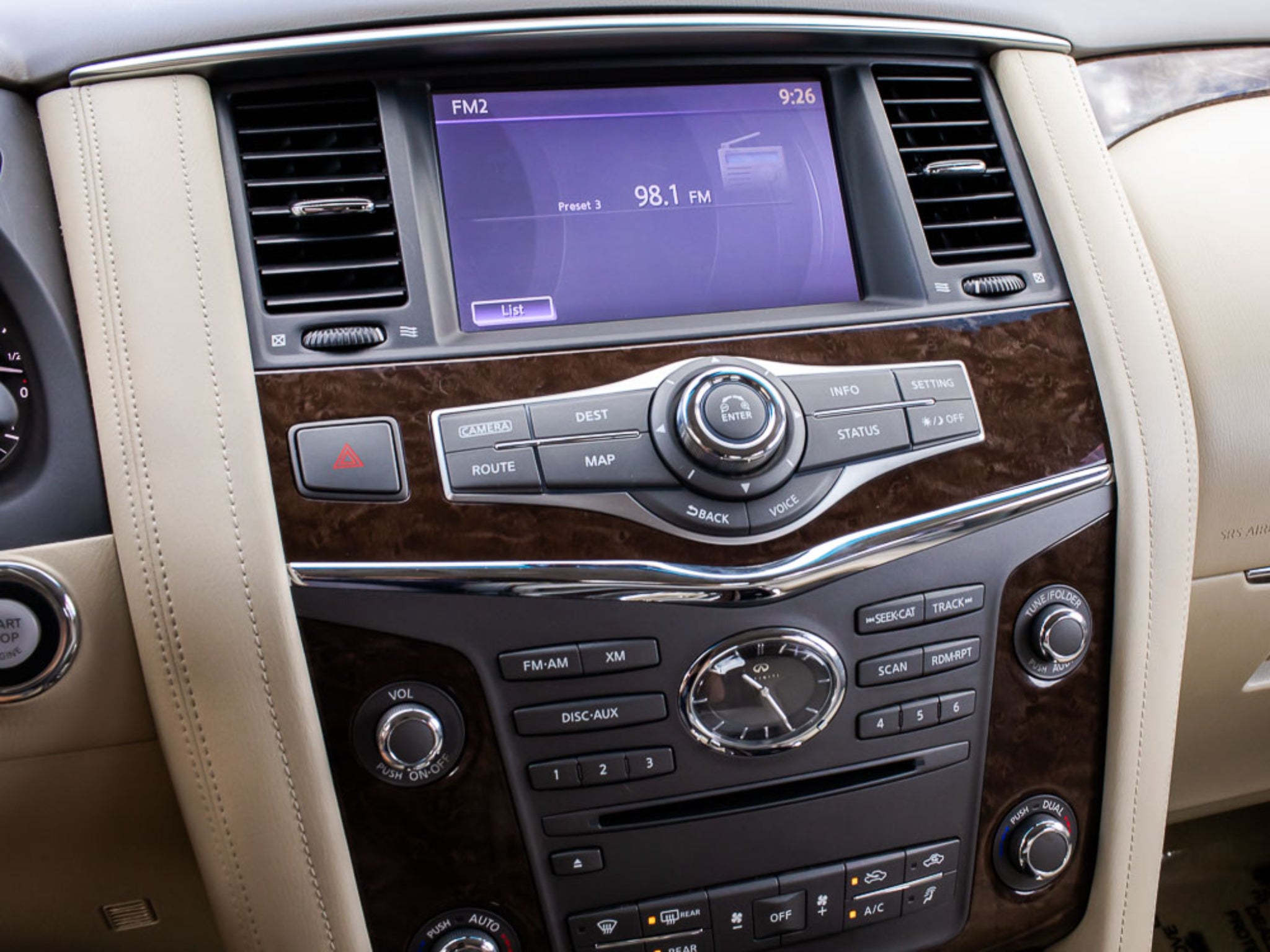 2015 INFINITI QX80 Base