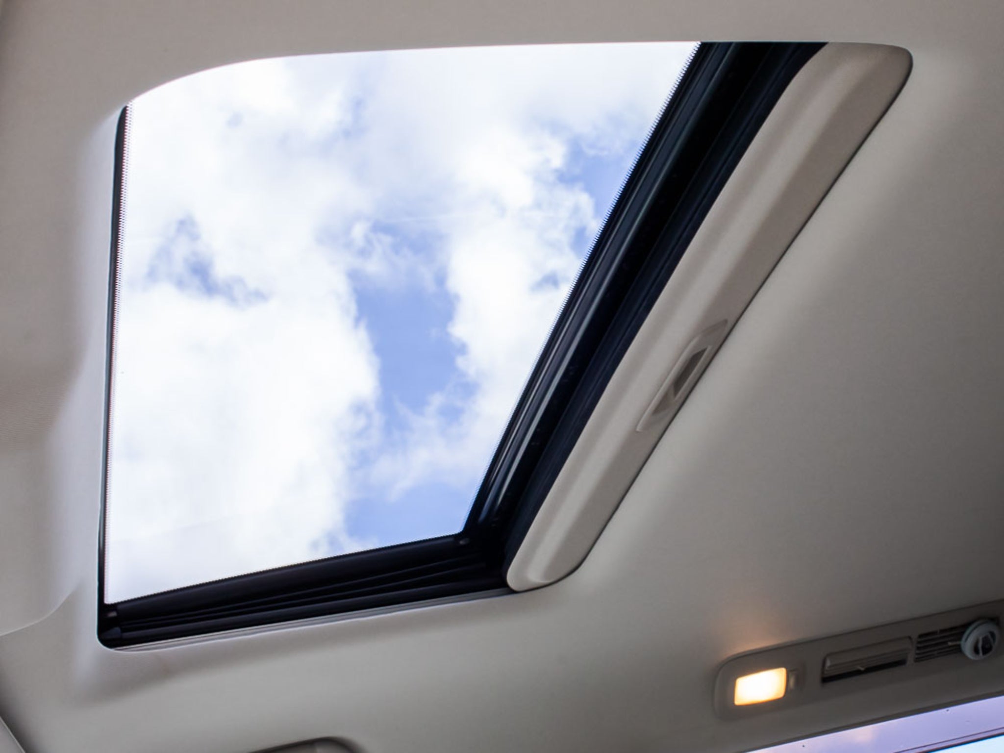 2015 INFINITI QX80 Base