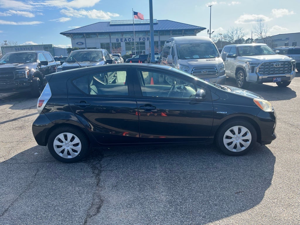 2013 Toyota Prius c Three