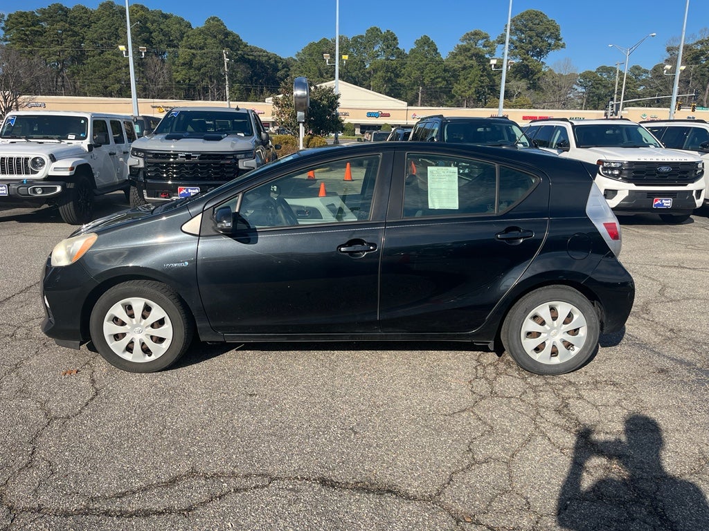 2013 Toyota Prius c Three