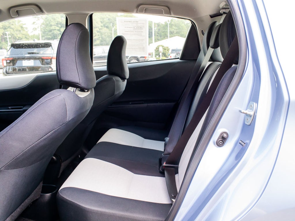 2013 Toyota Yaris LE