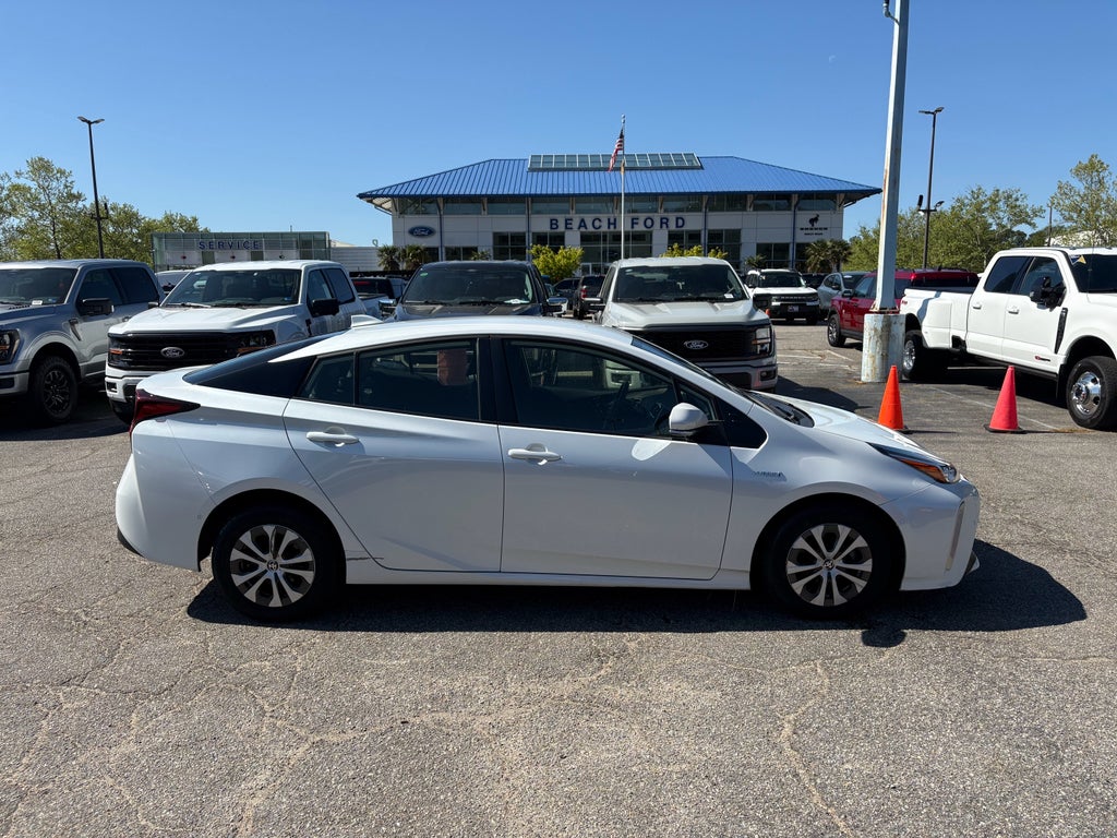 2022 Toyota Prius XLE