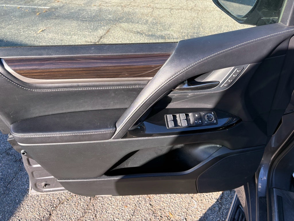 2018 Lexus LX 570 Base