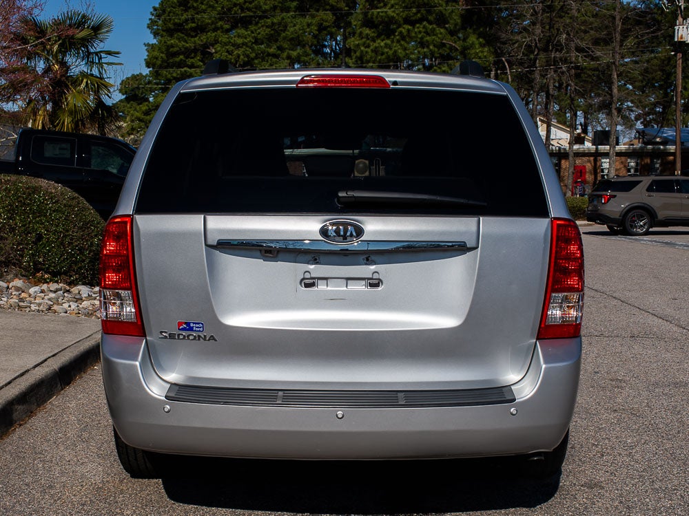 2012 Kia Sedona LX