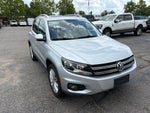 2012 Volkswagen Tiguan SE w/Sunroof & Nav