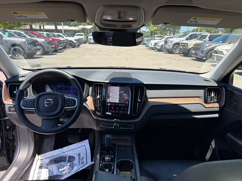 2022 Volvo XC60 Momentum