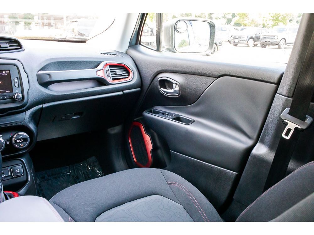 2016 Jeep Renegade Trailhawk