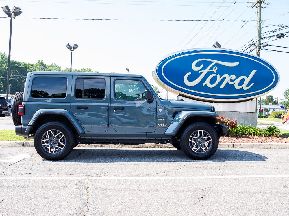 2024 Jeep Wrangler Sahara