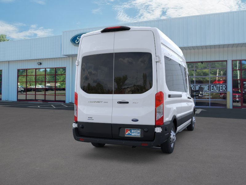 2025 Ford Transit Wagon XLT