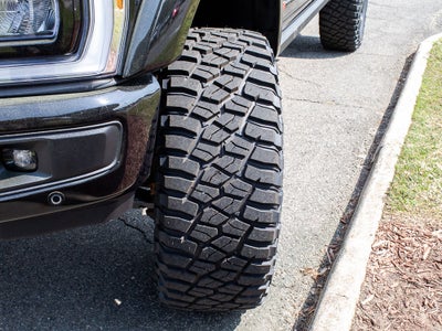 2026 Ford F-250 LARIAT BLACK WIDOW