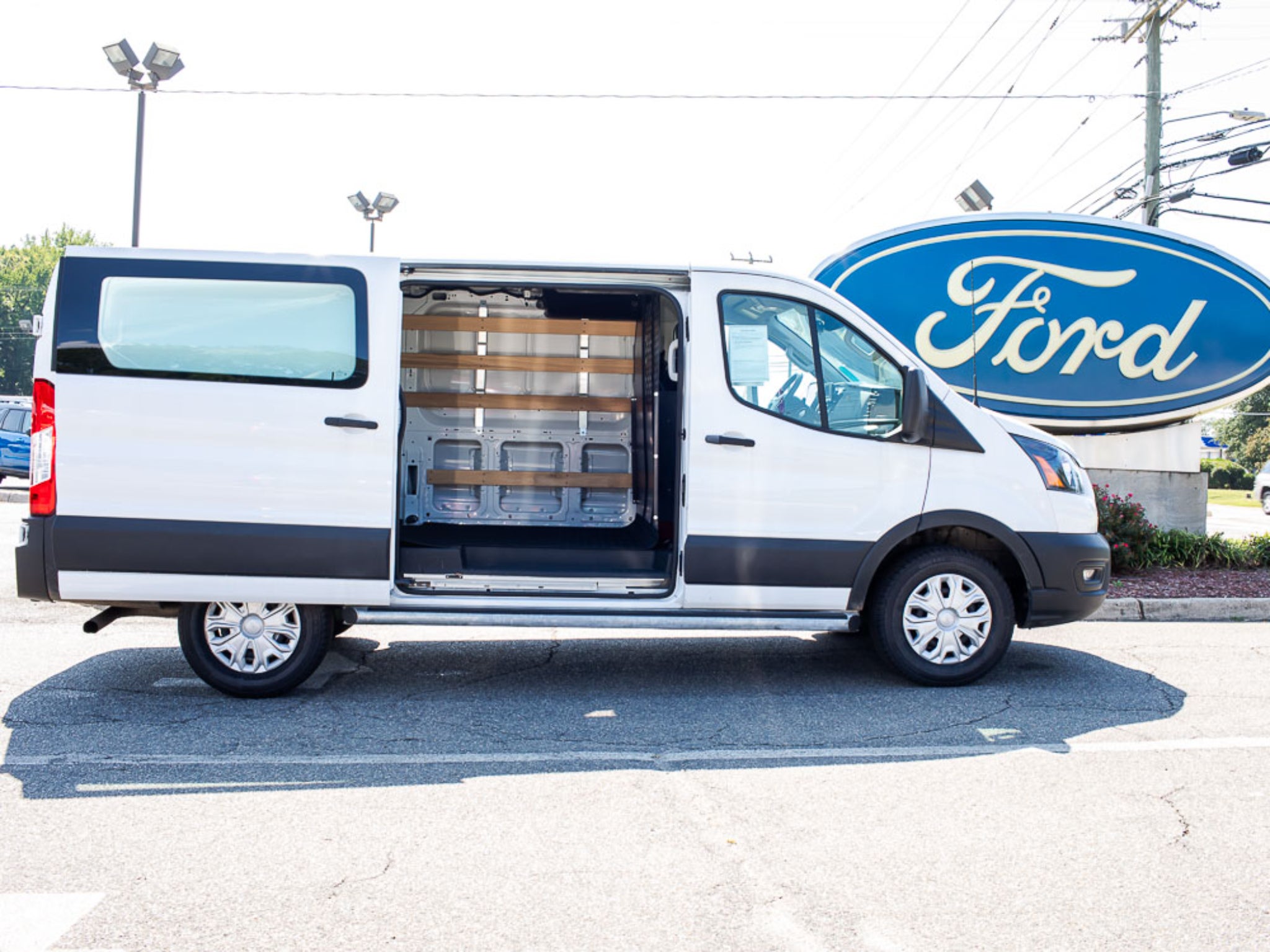 2025 Ford Transit Van Base
