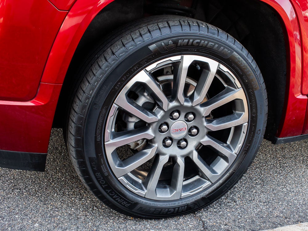 2022 GMC Acadia Denali