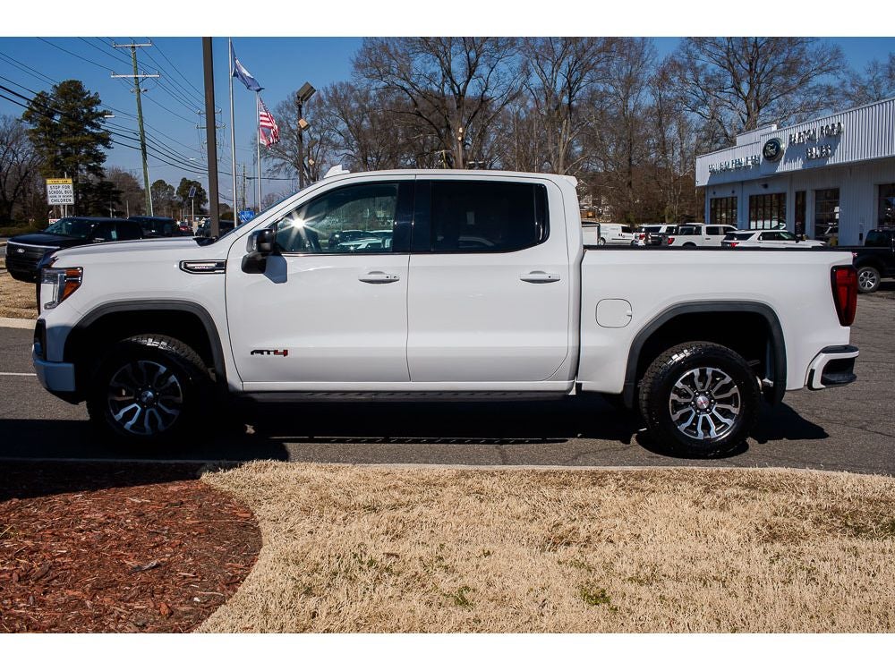 2021 GMC Sierra AT4