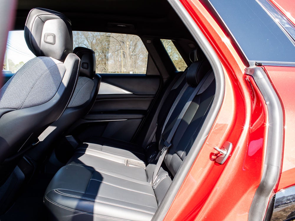 2024 Cadillac Lyriq Tech