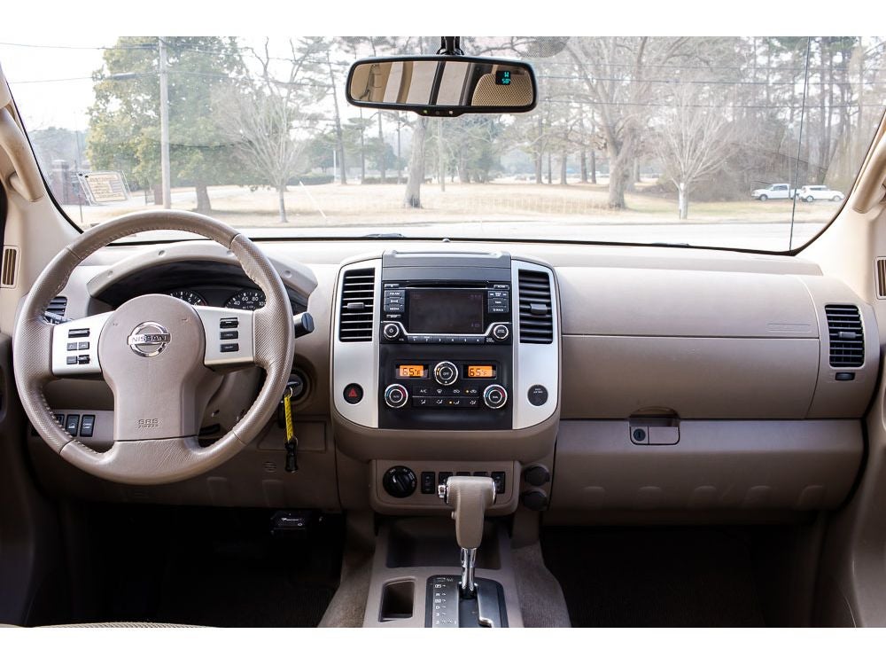 2016 Nissan Frontier SV