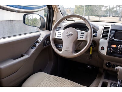 2016 Nissan Frontier SV