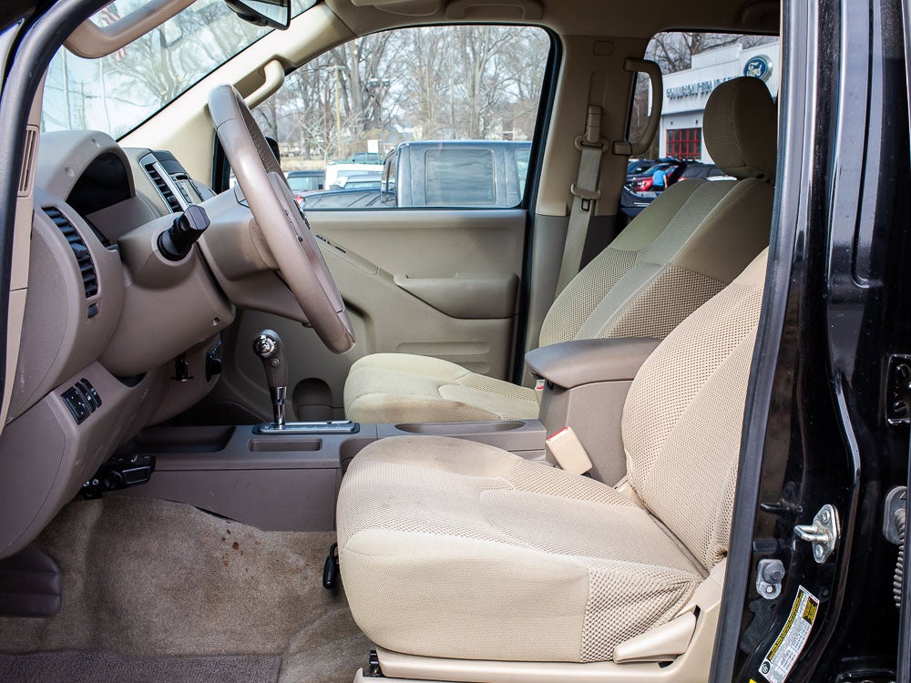 2016 Nissan Frontier SV