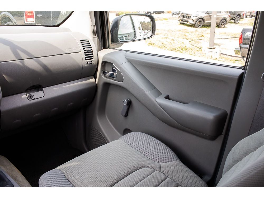 2014 Nissan Frontier S