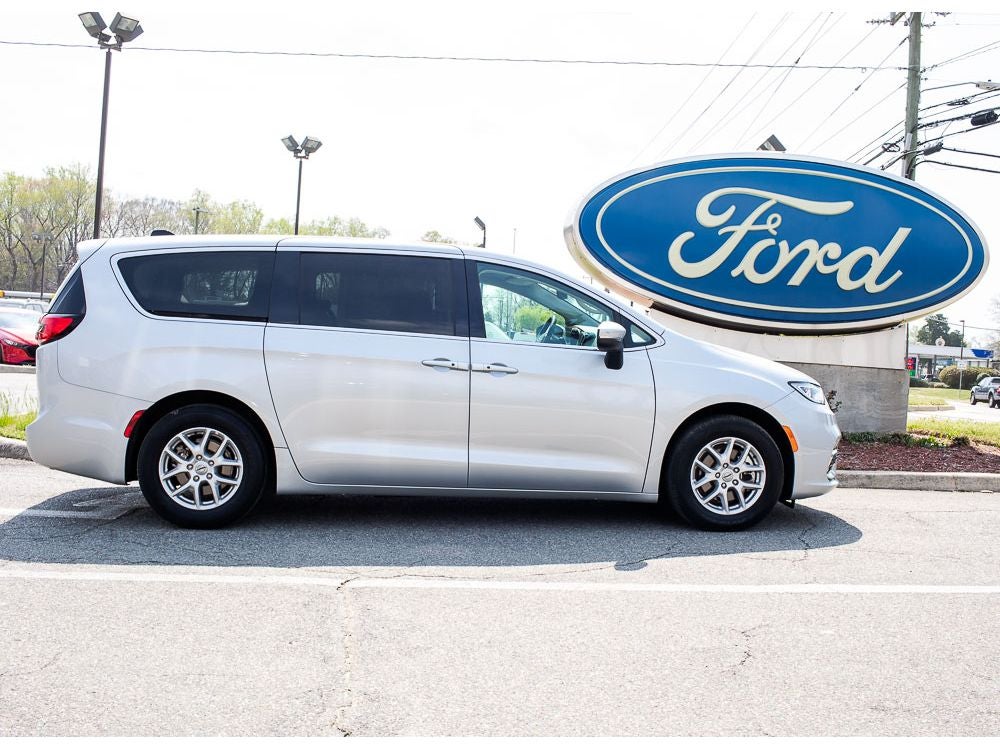 2023 Chrysler Pacifica